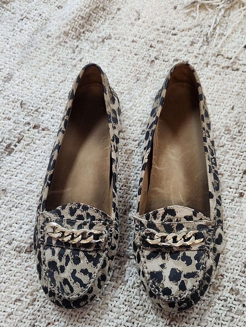 🐆Vionic Mesa Leopard Loafers – Size 9.5🐆